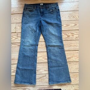 Gap long & lean jeans size 32